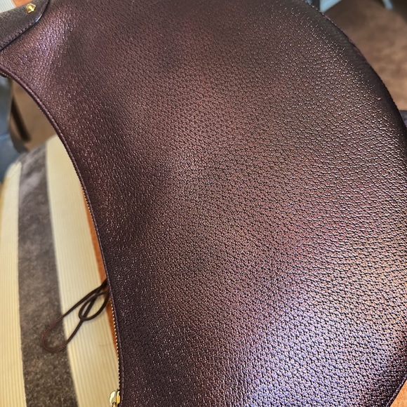 Gucci Bamboo Ring Hobo in Burgundy Metallic Leather - Picture 12 of 17